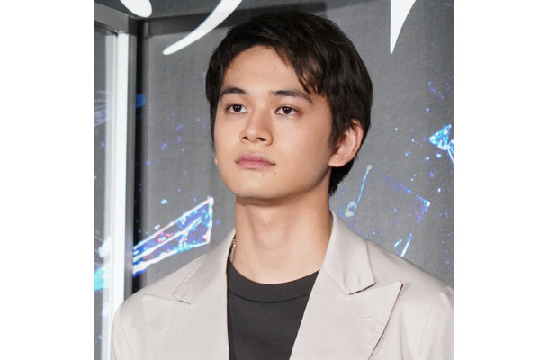 北村匠海、“大ファン”Oasisを真似てライブでよくやっていることとは?「意外と調子いい」