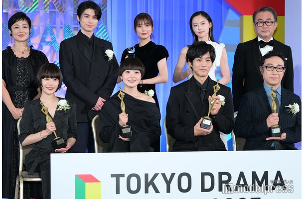 （左上から時計回り）有働由美子アナ、本田響矢、芳根京子、加藤小夏、三谷幸喜氏、角田晃広、松坂桃李、奈緒、杉咲花（C）モデルプレス