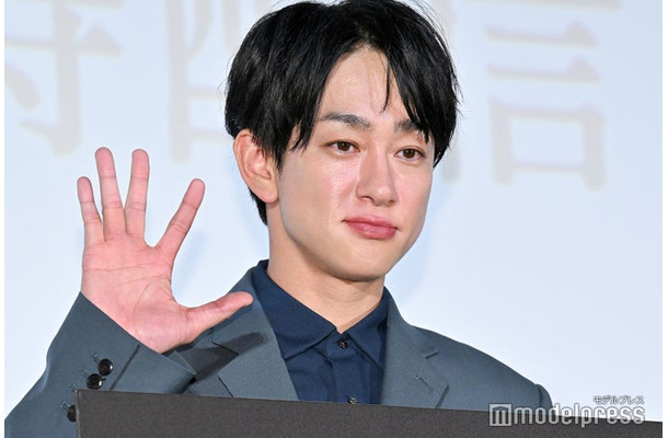 「スキャンダルイブ」東京国際映画祭舞台挨拶に登壇した横山裕(C)モデルプレス