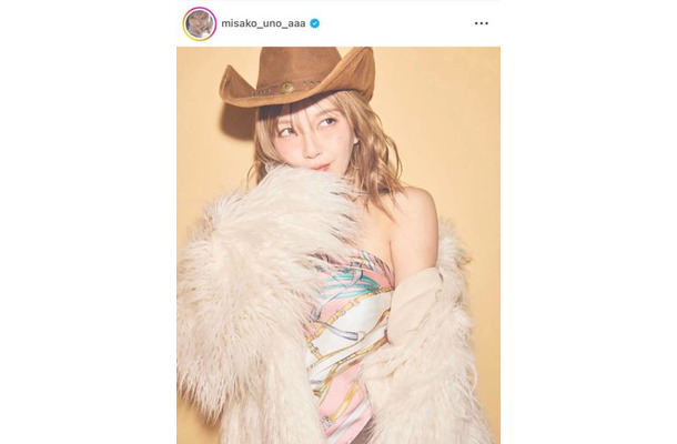 宇野実彩子、ヘルシー肌見せの“カウギャール”SHOTにファン悶絶「ビジュ良すぎ」「似合ってる」