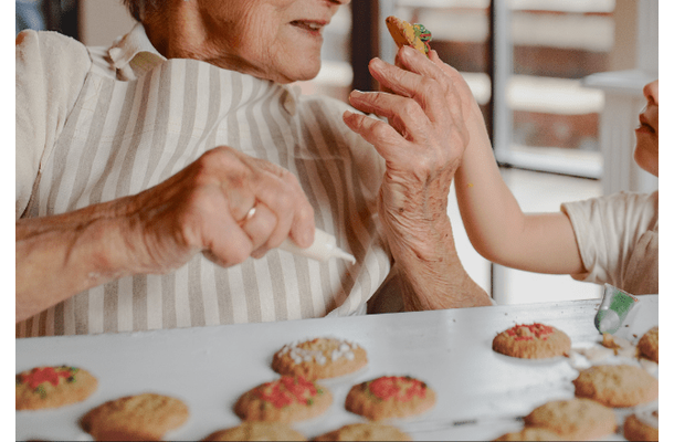 4歳の孫を可愛がる70代の祖母　台所で祖母が準備をしていると…→孫へのサプライズに「ばあばすごい！」「お店みたい」