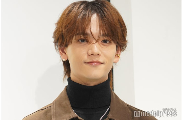 「QUESERA」オープン前⽇囲み取材に登場した中島颯太(C)モデルプレス