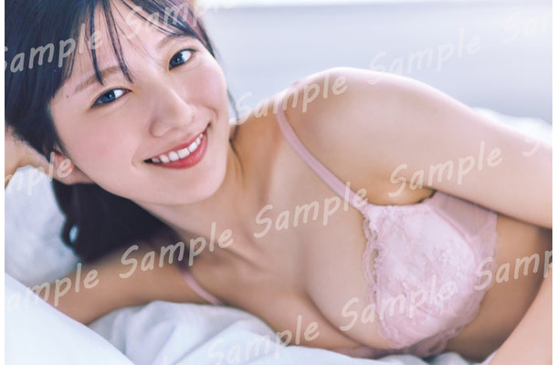 河田陽菜2nd写真集「テイクオフ」YouTube配信3回目特典ポスター 撮影/SAKAI DE JUN