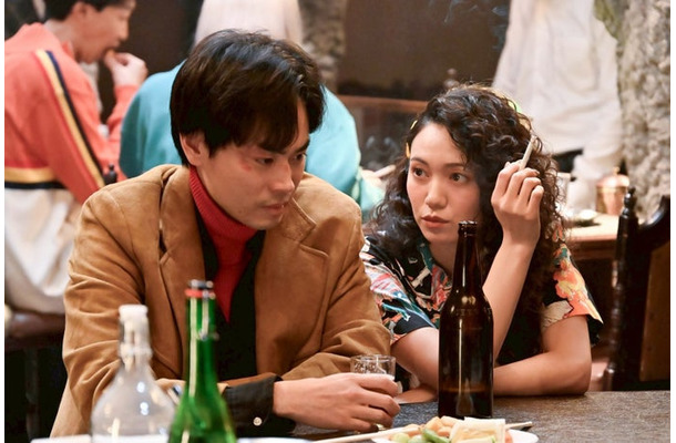 菅田将暉、二階堂ふみ「もしもこの世が舞台なら、楽屋はどこにあるのだろう」第6話（C）フジテレビ