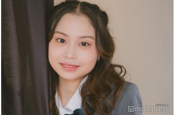 モデルプレスのインタビューに応じたここみさん（C）モデルプレス