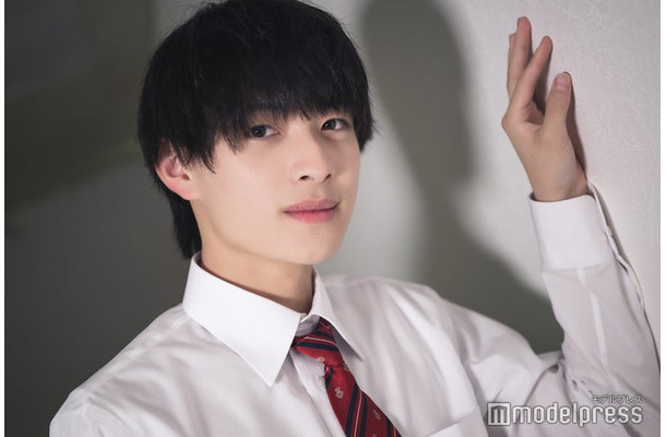 モデルプレスのインタビューに応じた倉田琉偉くん(C)モデルプレス