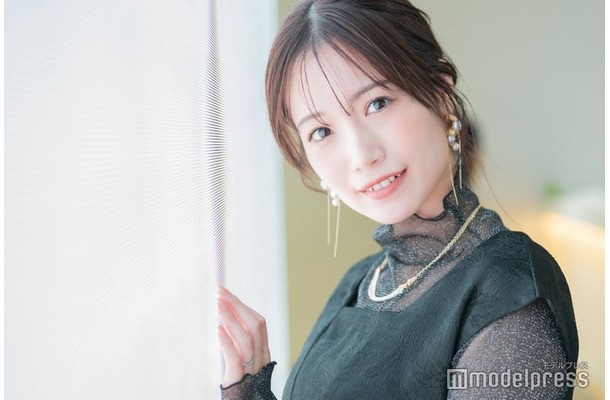 モデルプレスのインタビューに応じた朝長美桜(C)モデルプレス