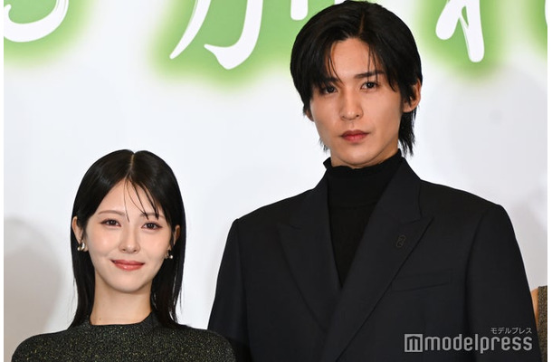 考えていることがシンクロした浜辺美波、目黒蓮（C）モデルプレス