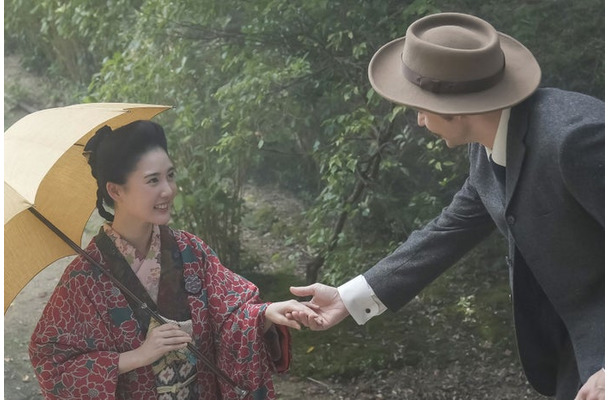 北香那、トミー・バストウ「ばけばけ」第41話（C）NHK