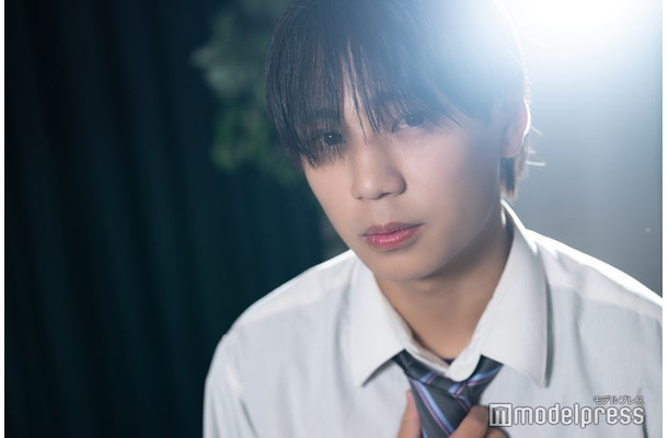 モデルプレスのインタビューに応じた三浦斗空くん(C)モデルプレス