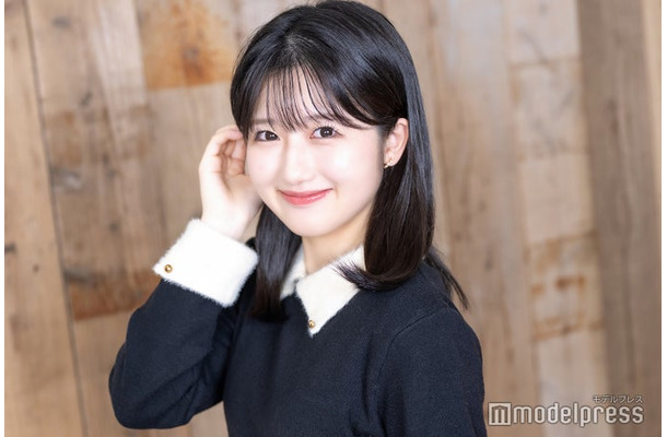 モデルプレスのインタビューに応じた須賀ありささん（C）モデルプレス