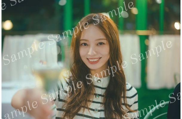 梅澤美波 2nd写真集/撮影:東京祐