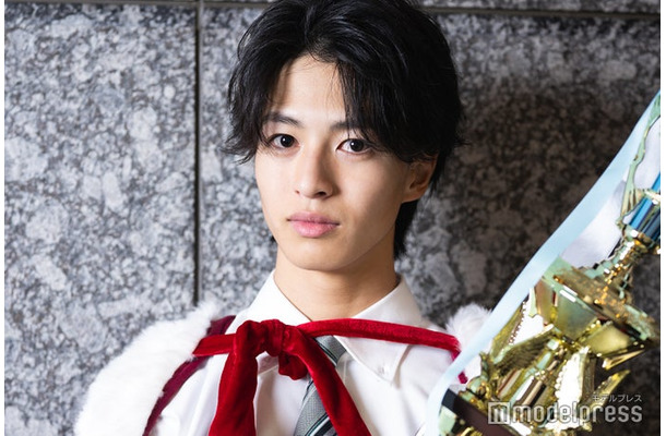 モデルプレスのインタビューに応じた楢崎悠亮くん（C）モデルプレス