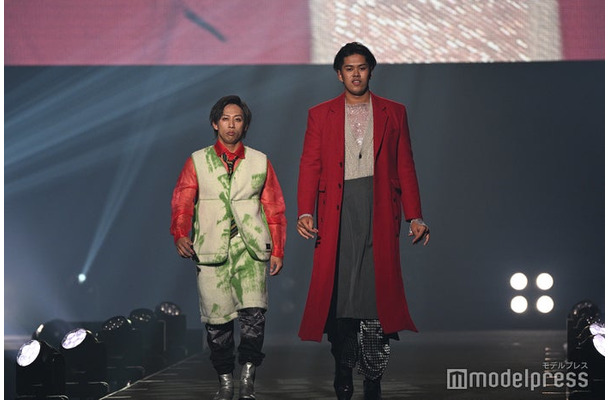 菊地ハルン選手、⽻⽉隆太郎選手（C）モデルプレス