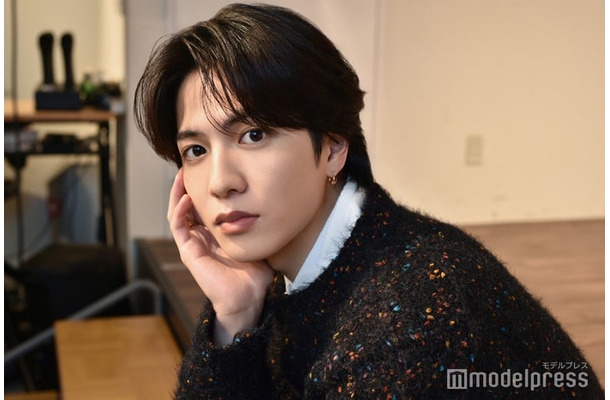 モデルプレスのインタビューに応じた志尊淳（C）モデルプレス
