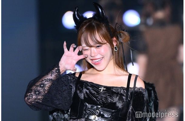 になに(C)モデルプレス