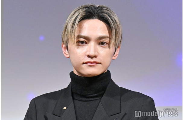 SKY-HI(C)モデルプレス