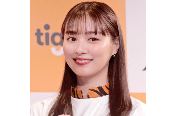 内田理央「絶対買いだと思います」イエベにおすすめしたい繊細発色ハイライト