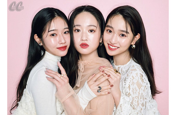 藤岡三姉妹／天翔天音×天翔愛×藤岡舞衣（画像提供：小学館）
