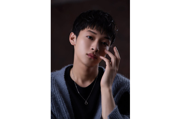 松本怜生「モデルプレスカウントダウンマガジン vol.12」（東京ニュース通信社刊）写真：野間憲治