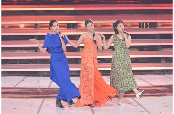河合優実、今田美桜、原菜乃華「あんぱん」SPステージ／第76回NHK紅白歌合戦（C）NHK