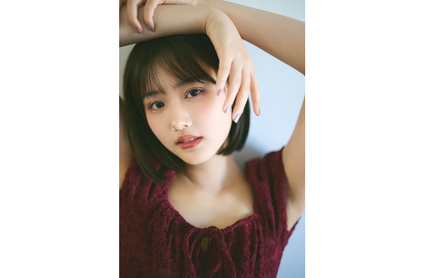 「原菜乃華カレンダー 2026.04-2027.-03」(C)KADOKAWA/撮影:熊木優