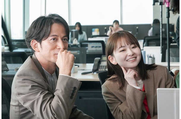 岡田准一、山田杏奈／マクドナルド新テレビCM「朝こそ自分を甘やかすのだ／偉すぎる」篇（提供写真）