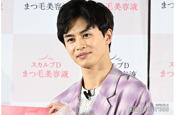 ブランドアンバサダーに就任した草川拓弥（C）モデルプレス