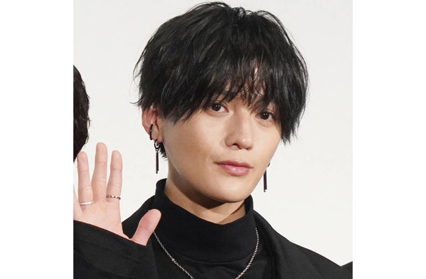 八木勇征、無造作ヘアの顔アップSHOTに「おめめパッチリでかっこいい」「安定のイケメン」の声