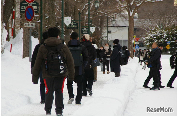 北海道大学試験場（札幌キャンパス）2026年1月17日 共通テスト1日目のようす（記事の内容とは関係ありません）