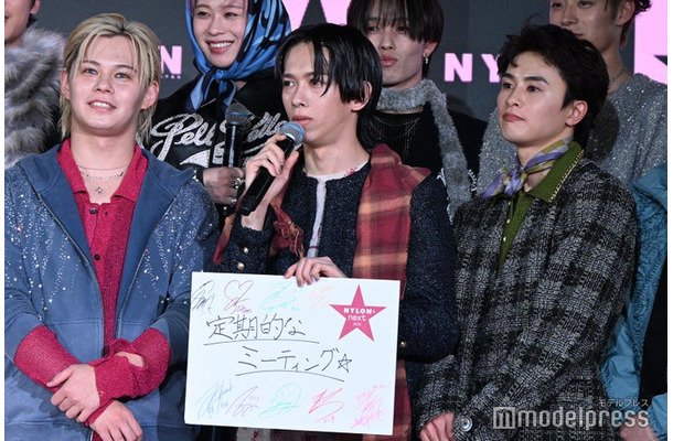 2026年挑戦したいことを発表するリョウガ(船津稜雅)(C)モデルプレス