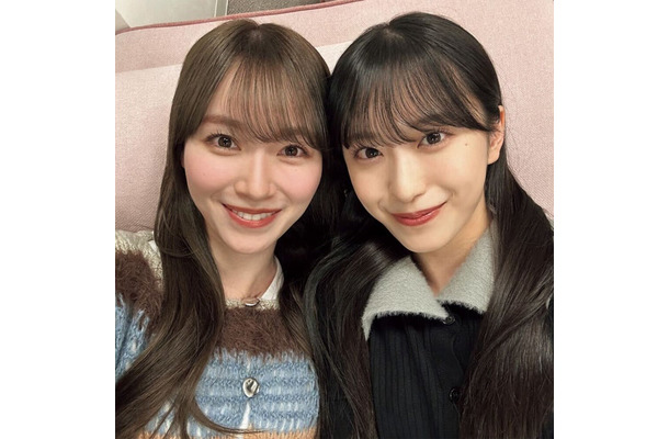 守屋麗奈、村井優（撮影／守屋麗奈）「櫻坂46写真集 櫻撮（さくさつ）VOL.01」（提供写真）