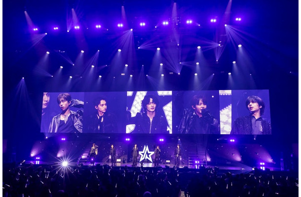 STARGLOW DEBUT SHOWCASE「Wish upon a star」写真=川島伸一/幸田昌之