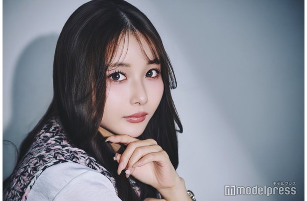 さな（C）モデルプレス