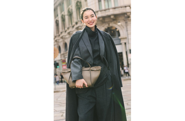 飯豊まりえ（画像提供：小学館）