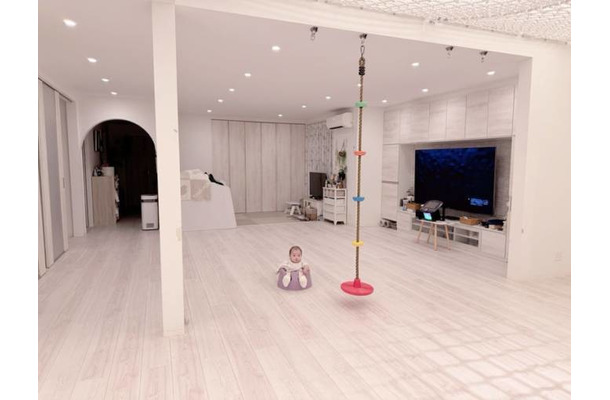 辻希美、自宅リビングの引っ越し＆リフォームを報告「とんでもない大工事」