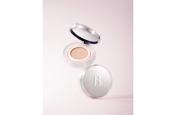 BANILA CO、第三のハイライター「デューブーストクッションハイライター」登場