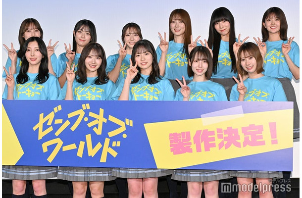 映画「ゼンブ・オブ・トーキョー」バースデイ記念上映 最終回お祝い舞台挨拶に出席した日向坂46(C)モデルプレス