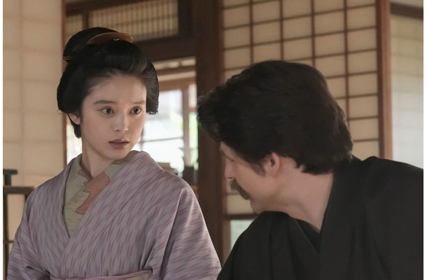 高石あかり、トミー・バストウ「ばけばけ」第101話（C）NHK