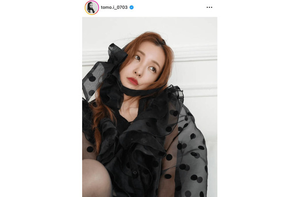 板野友美、ほっそり美腕チラリのシースルーコーデにファンうっとり「鬼可愛い!」「素敵です」