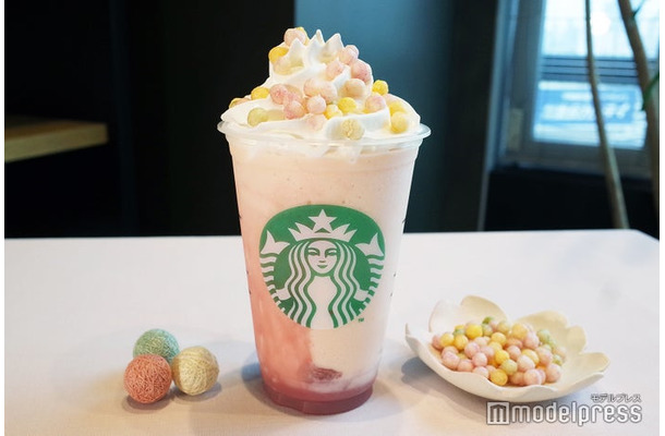 ひなまつり フラペチーノ（R） ショートサイズ（C）モデルプレス