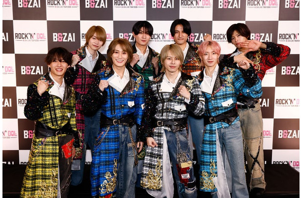 B&ZAI/(左上から時計回り)今野大輝、本高克樹、鈴木悠仁、菅田琳寧、川崎星輝、矢花黎、橋本涼、稲葉通陽(提供写真)