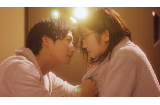 古屋呂敏、つじかりん「教えてください、藤縞さん!」8話(C)「教えてください、藤縞さん!」製作委員会