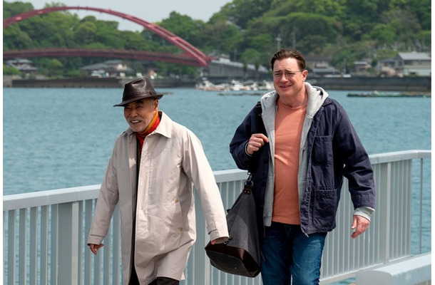 『レンタル・ファミリー』©2026 Searchlight Pictures. All Rights Reserved.