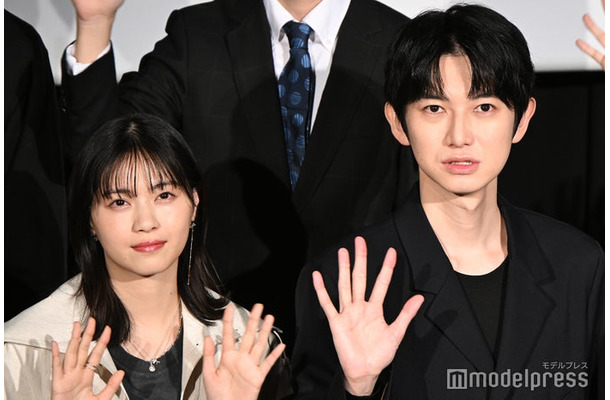 「GEMNIBUS vol.2」完成報告会に出席した西野七瀬、本郷奏多（C）モデルプレス