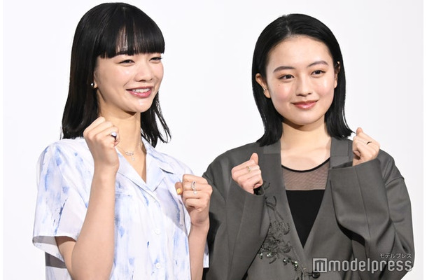 「風、薫る」第1週試写会見に出席した見上愛、上坂樹里(C)モデルプレス