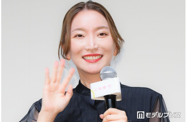 加藤綾菜（C）モデルプレス