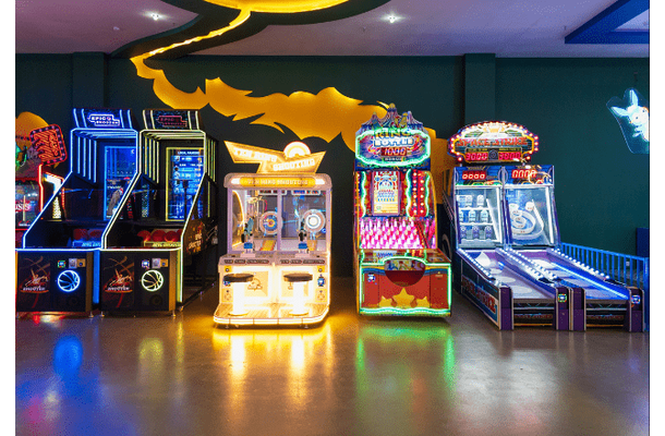 カナダで…「なにこれ」ゲーセンで溜まり続ける“謎のポイント”⇒受付に持っていった瞬間「もらえるの！？」