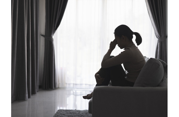 40代・50代こそ危険⁉ 一人暮らしで倒れたら…。若い世代こそ「孤独死」への備えが必要な理由【司法書士が解説】