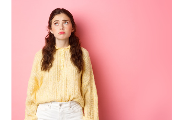 幸せを待つだけの「電柱」になってない？婚活が空回りする女性に足りない「あざとさ」の真の意味【婚活アドバイザー・植草美幸氏が解説】